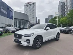 2024 Volvo XC60 4WD Luxury, белый — фото 1
