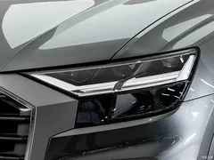 2021 Audi Q8 55 TFSI luxury dynamic model — фото 4