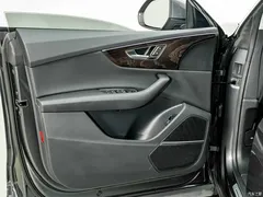 2021 Audi Q8 55 TFSI luxury dynamic model — фото 17