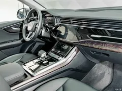 2021 Audi Q8 55 TFSI luxury dynamic model — фото 18