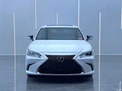 2021 Lexus ES 200 Excellence, белый — фото 2