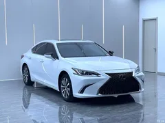 2021 Lexus ES 200 Excellence, белый — фото 3