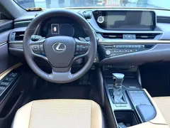 2021 Lexus ES 200 Excellence, белый — фото 8