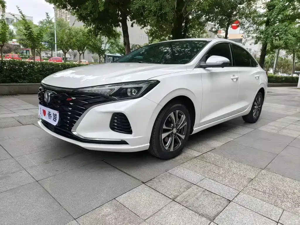 2021 Changan EADO PLUS Blue Whale NE 1.4T GDI DCT Premium Type