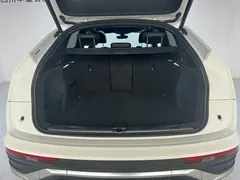 2022 Audi Q5L Sportback 40 TFSI, белый — фото 5