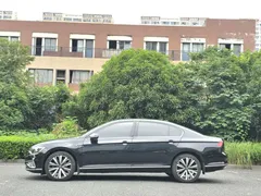2020 Volkswagen Magotan 330TSI DSG Leading, чёрный — фото 3