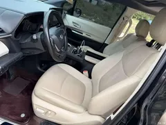 2023 Toyota Sienna 2.5L Hybrid Luxury — фото 8