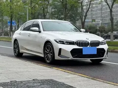 2024 BMW 3 Series 320Li M Sport Package, белый — фото 3