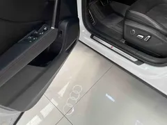 2022 Audi Q2L 35 TFSI Luxury Dynamic, белый — фото 12