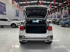 2022 Audi Q2L 35 TFSI Luxury Dynamic, белый — фото 15