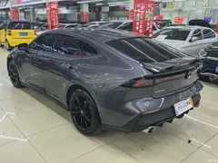 2023 Changan UNI-V 1.5T Premium Type — фото 4