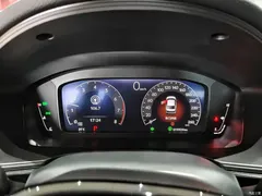 2022 Honda Civic 240TURBO CVT Dynamic — фото 4