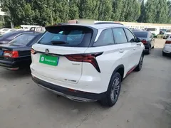 2022 Changan CS75 PLUS 1.5T AT Luxury, белый — фото 5