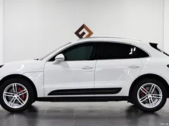 2022 Porsche Macan Macan 2.0T, белый — фото 7