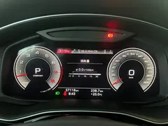 2022 Audi Q8 55 TFSI, чёрный — фото 6