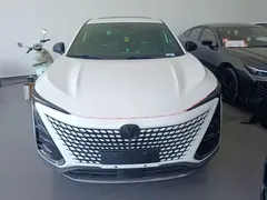 2022 Changan UNI-T 1.5T, белый — фото 3