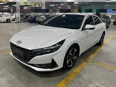 2022 Hyundai Elantra 1.5L CVT LUX Premium