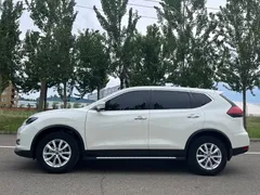 2022 Nissan X-Trail 2.0L 2WD, белый — фото 4