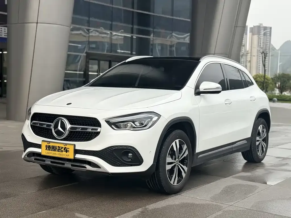 2022 Mercedes-Benz GLA 200