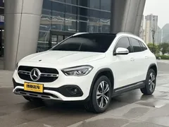 2022 Mercedes-Benz GLA 200, белый — фото 1