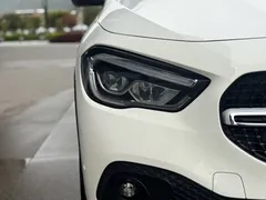 2022 Mercedes-Benz GLA 200, белый — фото 9