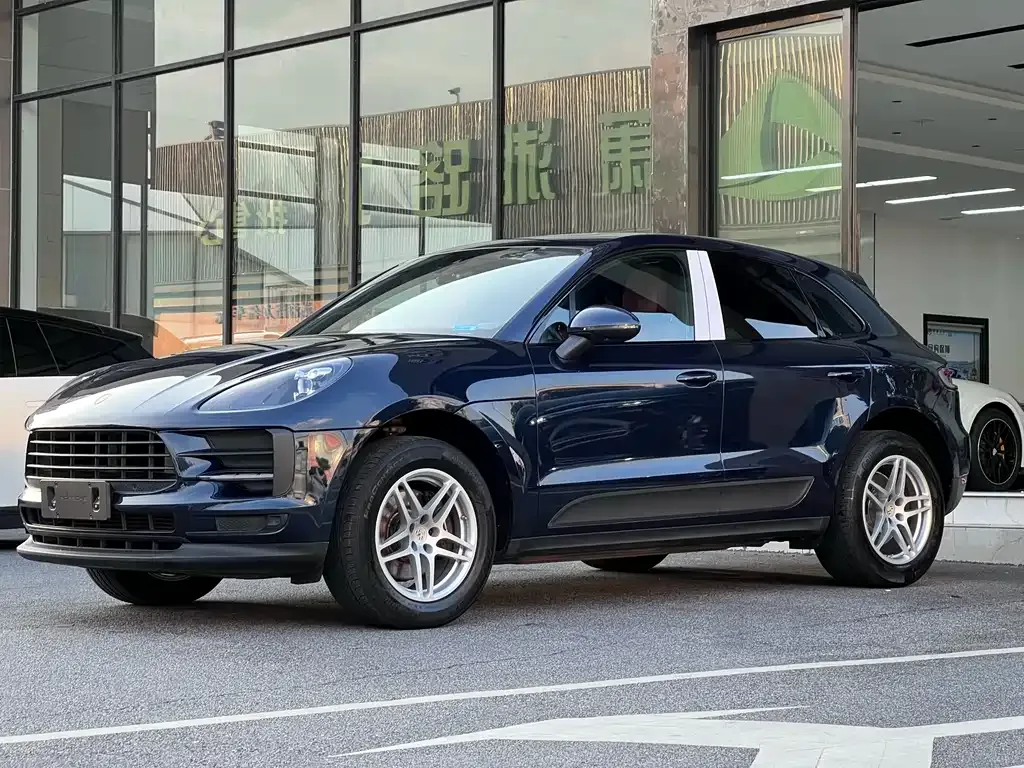 2021 Porsche Macan 2.0T