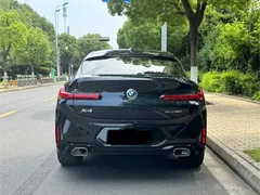 2022 BMW X4 30i M, чёрный — фото 5