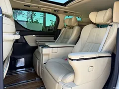 2021 Toyota Alphard Hybrid 2.5L Premium — фото 10