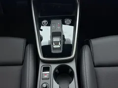 2022 Audi A3 Sportback 35 TFSI Fashion Sport, зелёный — фото 12