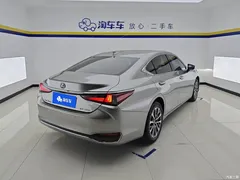 2022 Lexus ES 200 Excellence — фото 3