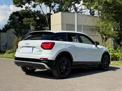 2021 Audi Q2L 35 TFSI, белый — фото 7