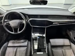 2022 Audi A7 45 TFSI Premium Selection, белый — фото 7
