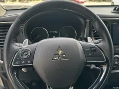 2021 Mitsubishi Outlander 2.4L 4WD Enjoy 7 seats, белый — фото 10