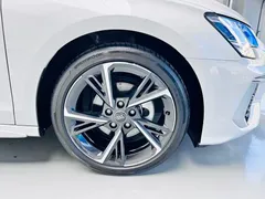 2023 Audi A3 Sportback 35 TFSI Fashion Sport, белый — фото 4