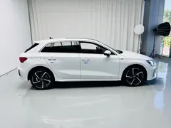 2023 Audi A3 Sportback 35 TFSI Fashion Sport, белый — фото 5