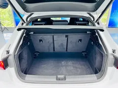 2023 Audi A3 Sportback 35 TFSI Fashion Sport, белый — фото 24