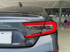 2022 Honda Accord 260TURBO Premium — фото 11
