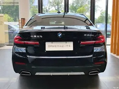 2023 BMW 5 Series 530Li Leading M Sport Package, чёрный — фото 6
