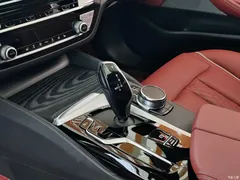 2023 BMW 5 Series 530Li Leading M Sport Package, чёрный — фото 12