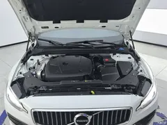 2021 Volvo S60 T4 Zhiyi Luxury, белый — фото 10