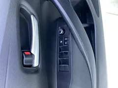 2023 Toyota Levin Smart Hybrid 1.8L Luxury — фото 4