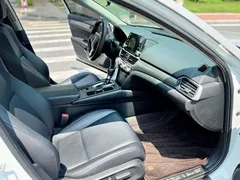 2018 Honda Accord 260TURBO Elite VI, белый — фото 10