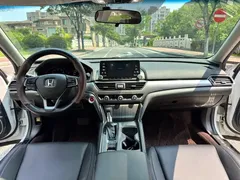 2018 Honda Accord 260TURBO Elite VI, белый — фото 12