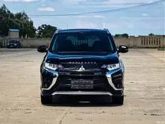 2021 Mitsubishi Outlander 2.0L 2WD Enjoy 5 seats, чёрный — фото 2