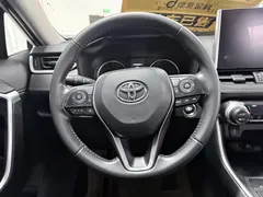 2021 Toyota Wildlander 2.0L CVT 4WD Luxury, белый — фото 12