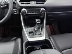2021 Toyota Wildlander 2.0L CVT 4WD Luxury, белый — фото 14
