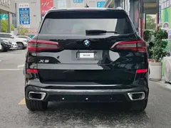 2022 BMW X5 30Li Premium M Sport Package, белый — фото 5