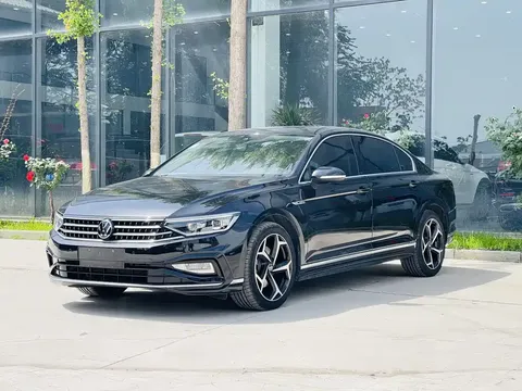 2023 Volkswagen Magotan 200 330TSI DSG