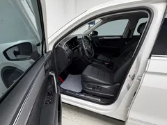 2020 Volkswagen Tiguan L 430PHEV PHEV Premium, белый — фото 15