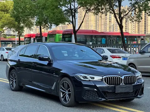 2021 BMW 5 Series 5 525Li M
